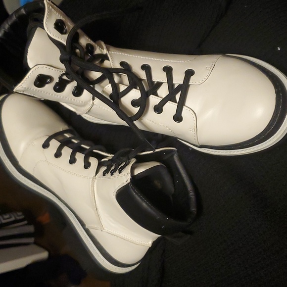 Combat boots - Picture 2 of 2